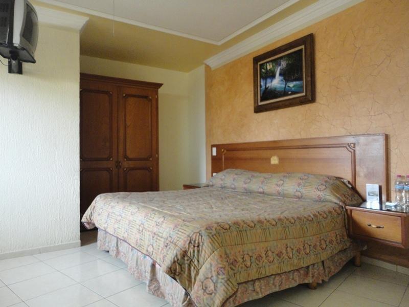 Hotel Rincon Tarasco Морелія Екстер'єр фото
